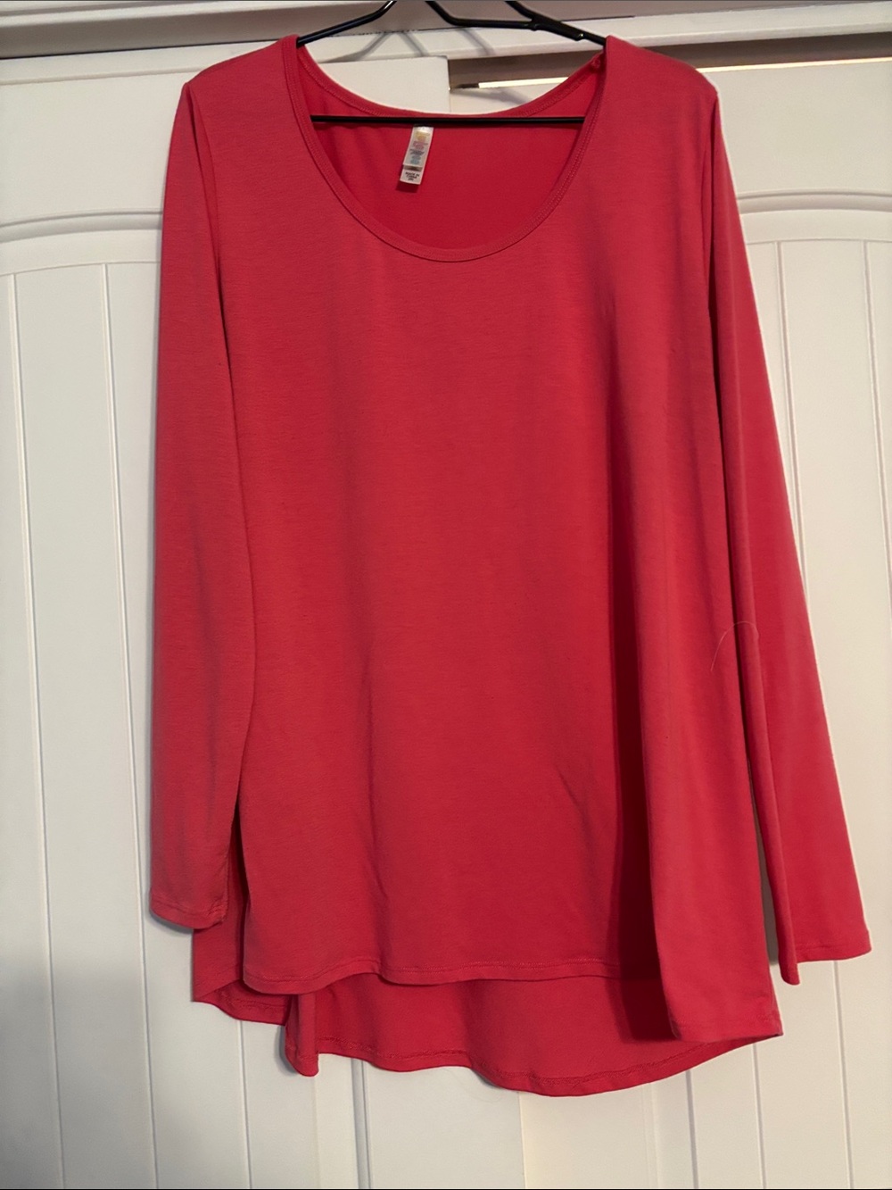 LuLaRoe Long Sleeve Scoop Neck Top in Coral